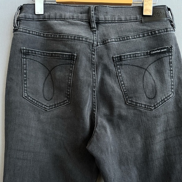 Calvin Klein | Womens High Waisted Boyfriend Jeans | Black Wash - Picture 3 of 7